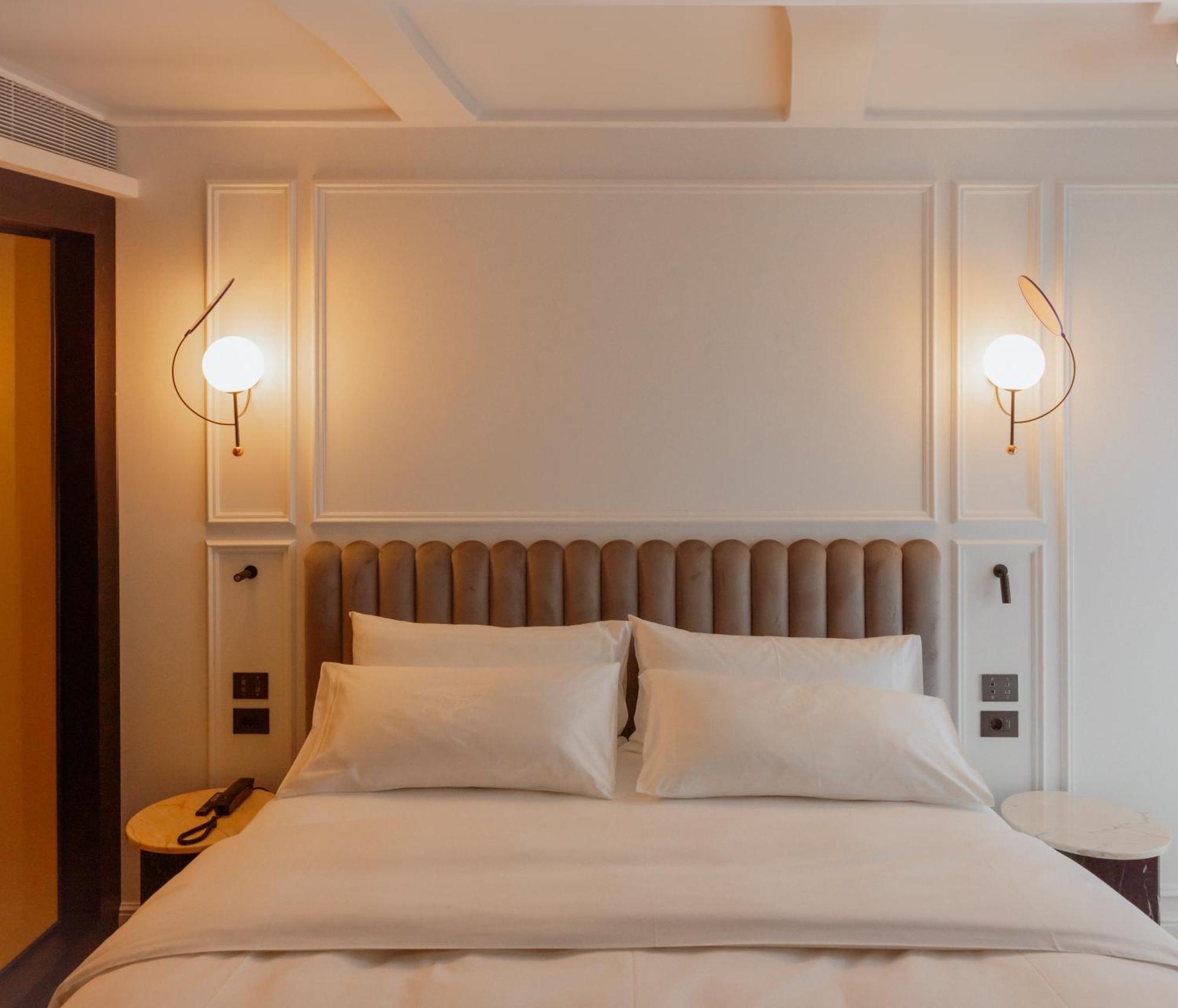 As Boutique Hotel, Superior ลูบลิยานา ภายนอก รูปภาพ